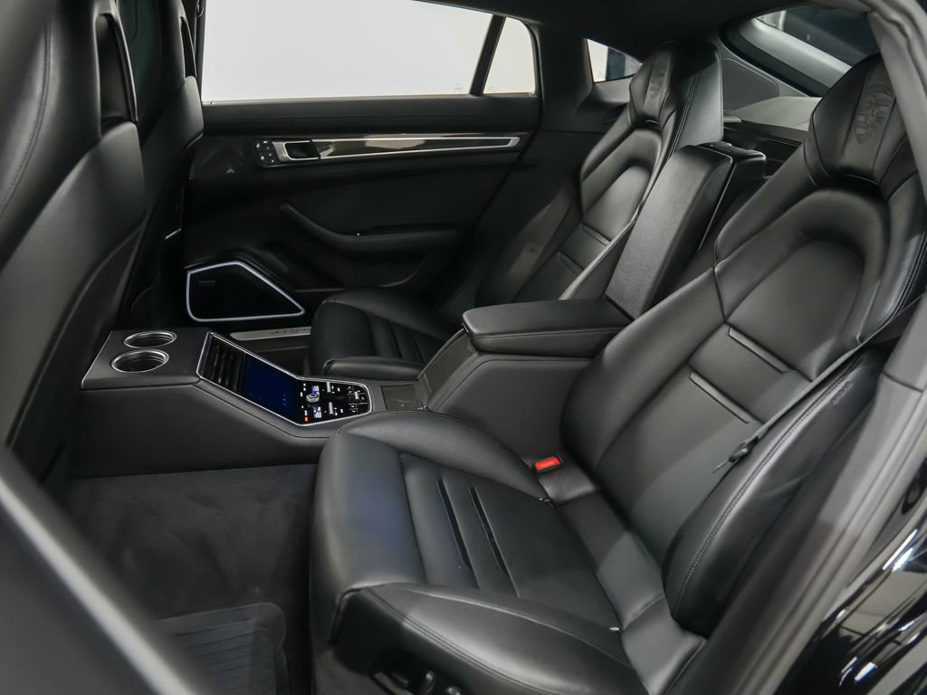 Certified 2022 Porsche Panamera 4 Executive AWD/4WD image 18