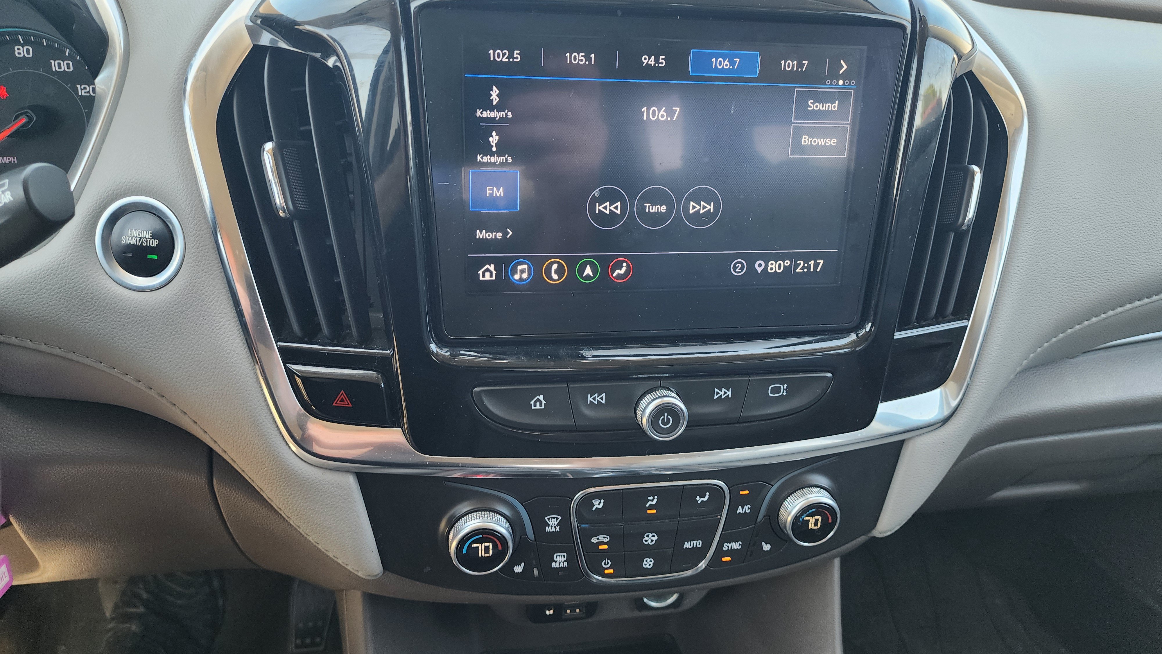 Certified 2021 Chevrolet Traverse LT w/ LT Premium Package AWD/4WD image 9
