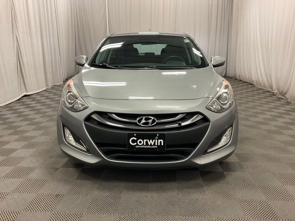 Used 2015 Hyundai Elantra GT image 12