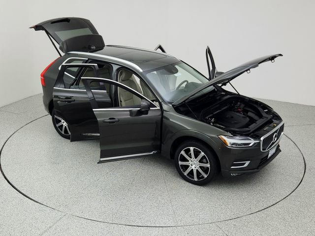 Used 2018 Volvo XC60 T6 Inscription w/ Luxury Seat Package image 18