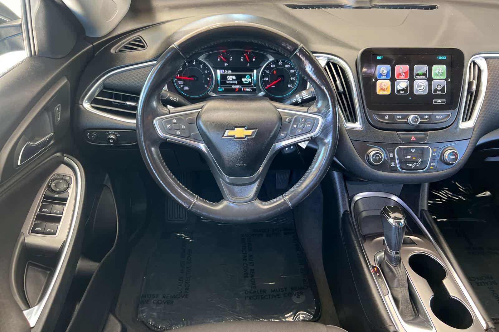 Used 2018 Chevrolet Malibu LT FWD image 15