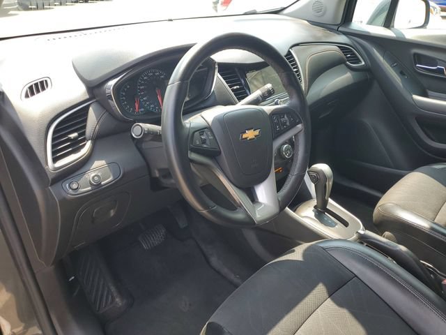 Used 2018 Chevrolet Trax LT w/ LT Convenience Package FWD image 10