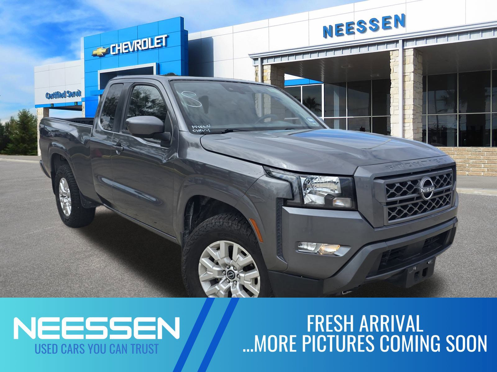 Used 2022 Nissan Frontier SV