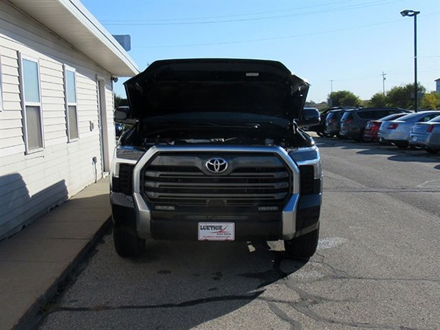 Used 2024 Toyota Tundra Limited w/ Power Package image 6