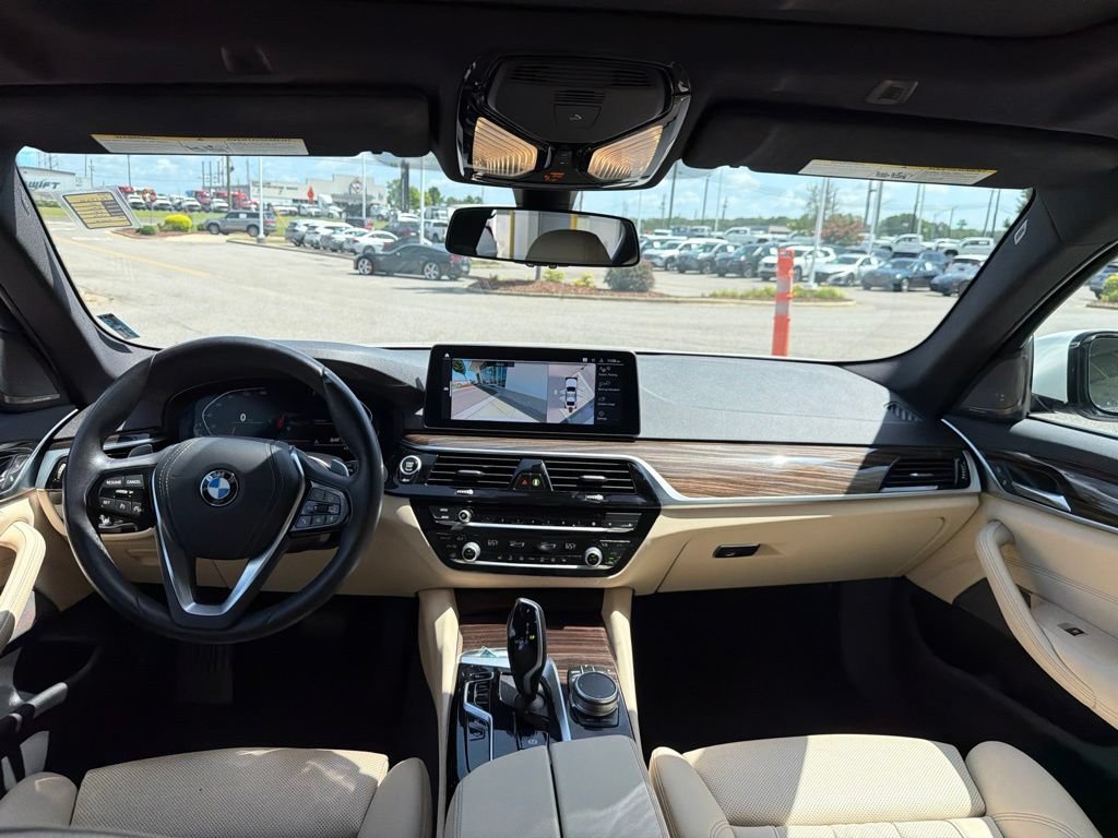 Used 2021 BMW 530i w/ Premium Package RWD image 28