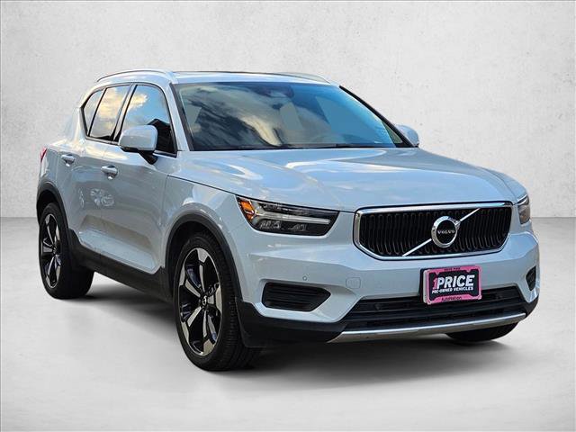 Used 2020 Volvo XC40 T5 Momentum AWD/4WD image 3