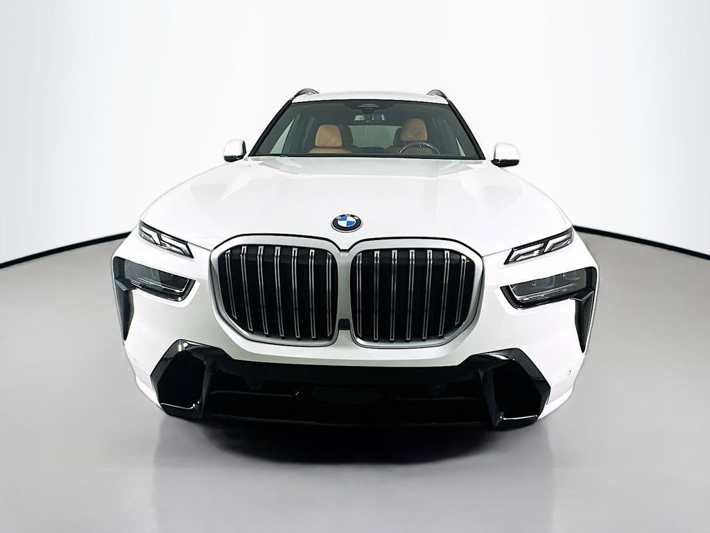 Used 2023 BMW X7 xDrive40i w/ Executive Package image 6