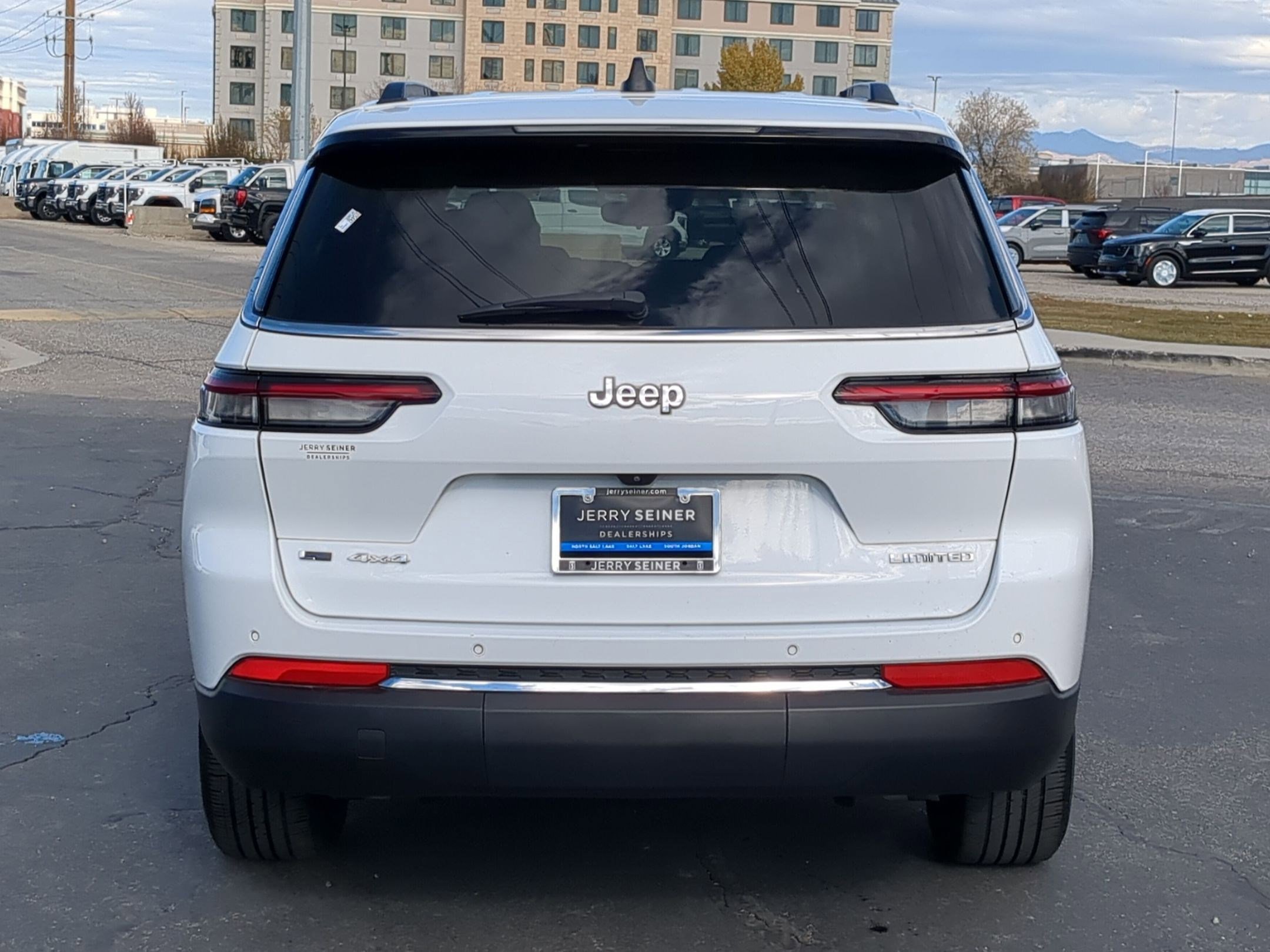 Used 2021 Jeep Grand Cherokee L Limited image 4