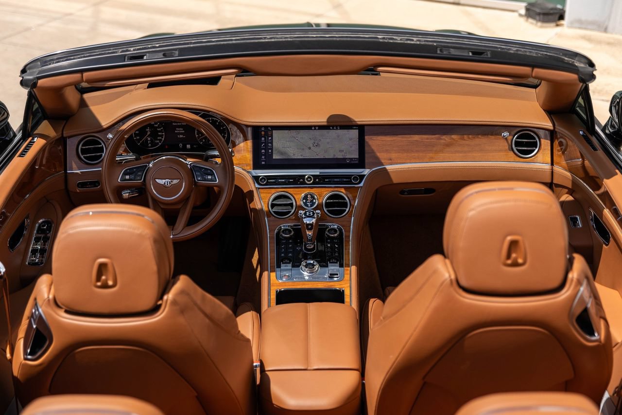 Certified 2022 Bentley Continental GT AWD/4WD image 4