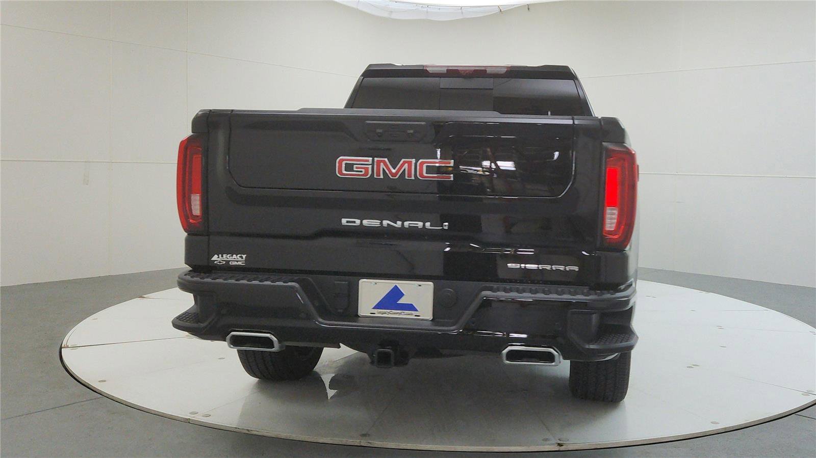 Used 2025 GMC Sierra 1500 Denali w/ Denali Reserve Package image 6