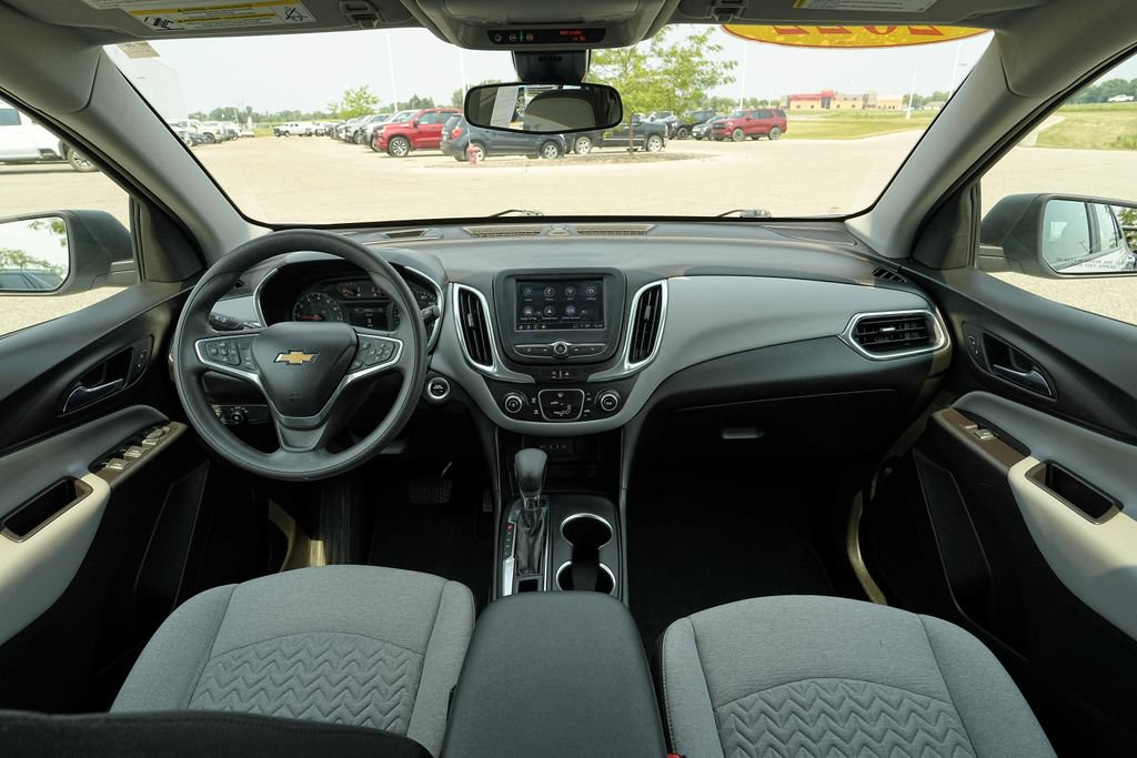 Used 2022 Chevrolet Equinox LS AWD/4WD image 28