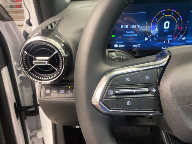 New 2027 Chevrolet Equinox LT AWD/4WD image 14