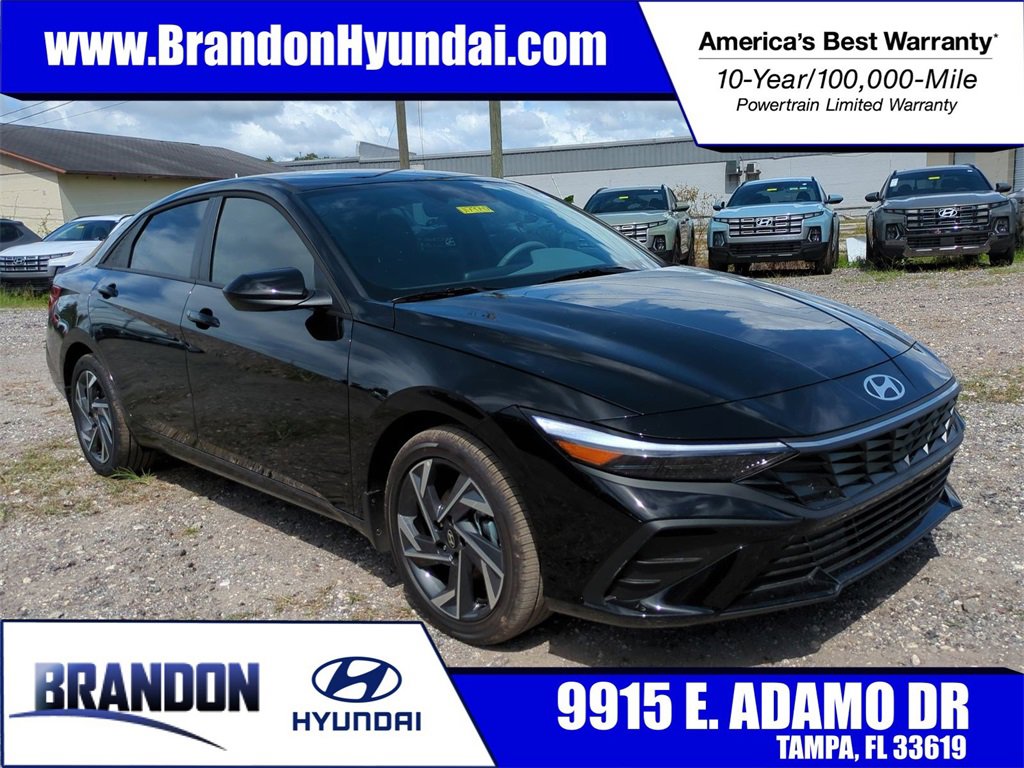 New 2025 Hyundai Elantra SEL