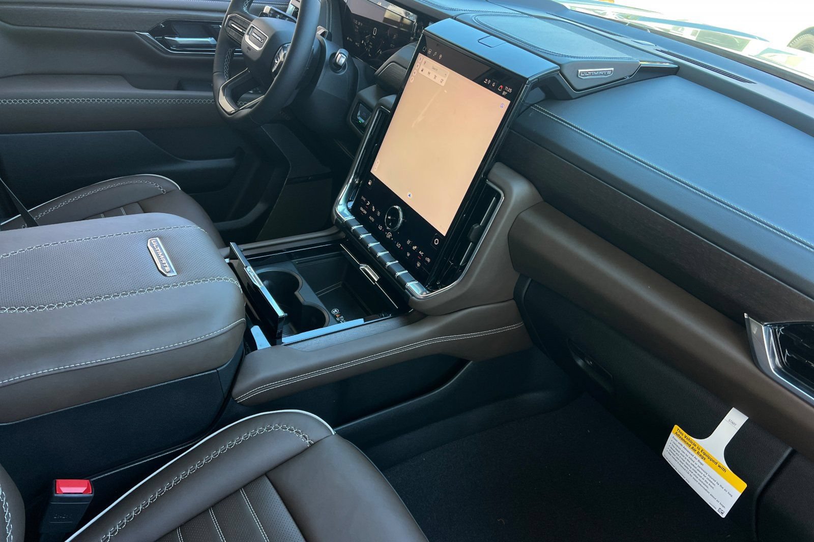 New 2026 GMC Yukon Denali Ultimate AWD/4WD image 16