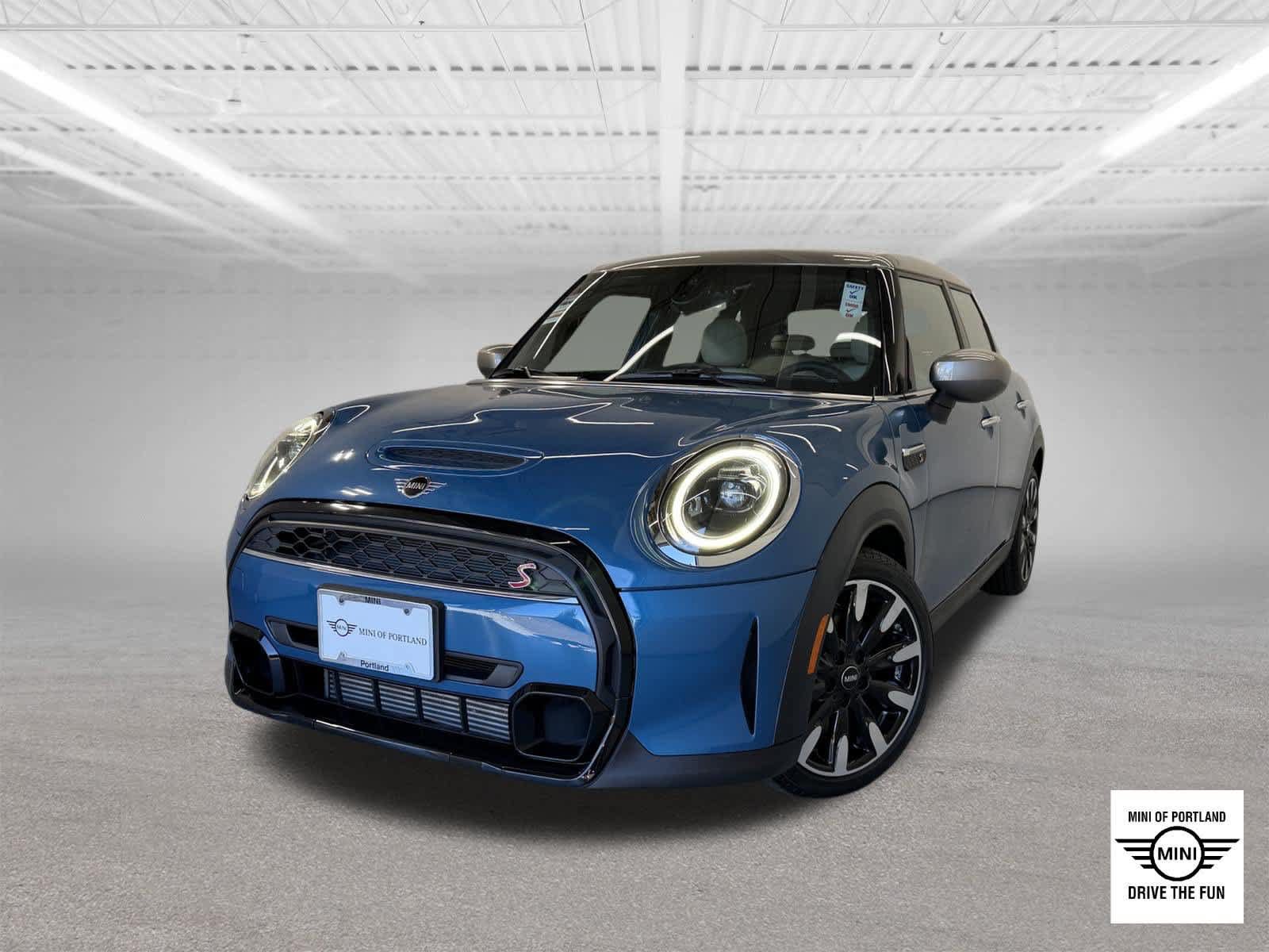 Used 2024 MINI Cooper S w/ Signature Upholstery Package FWD 360° Tour