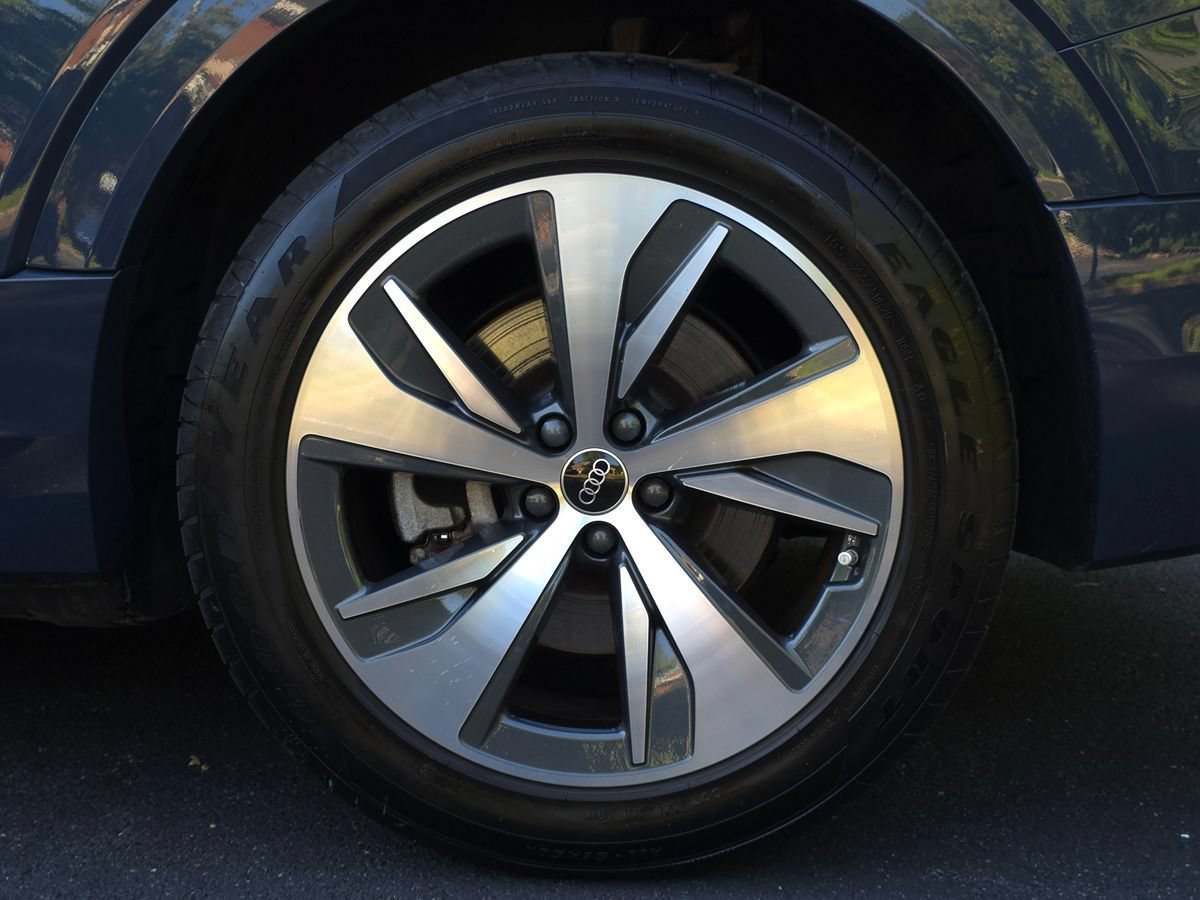 Used 2024 Audi Q8 e-tron Premium AWD/4WD image 65
