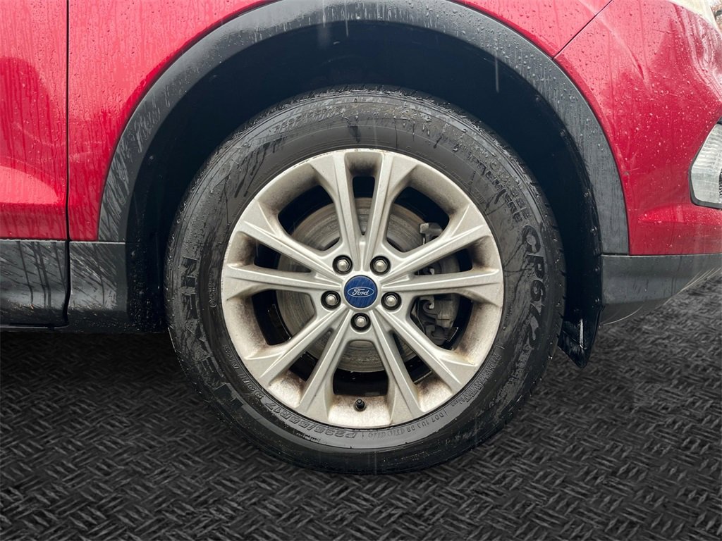 Used 2018 Ford Escape SE w/ SE Sync 3 Package image 11