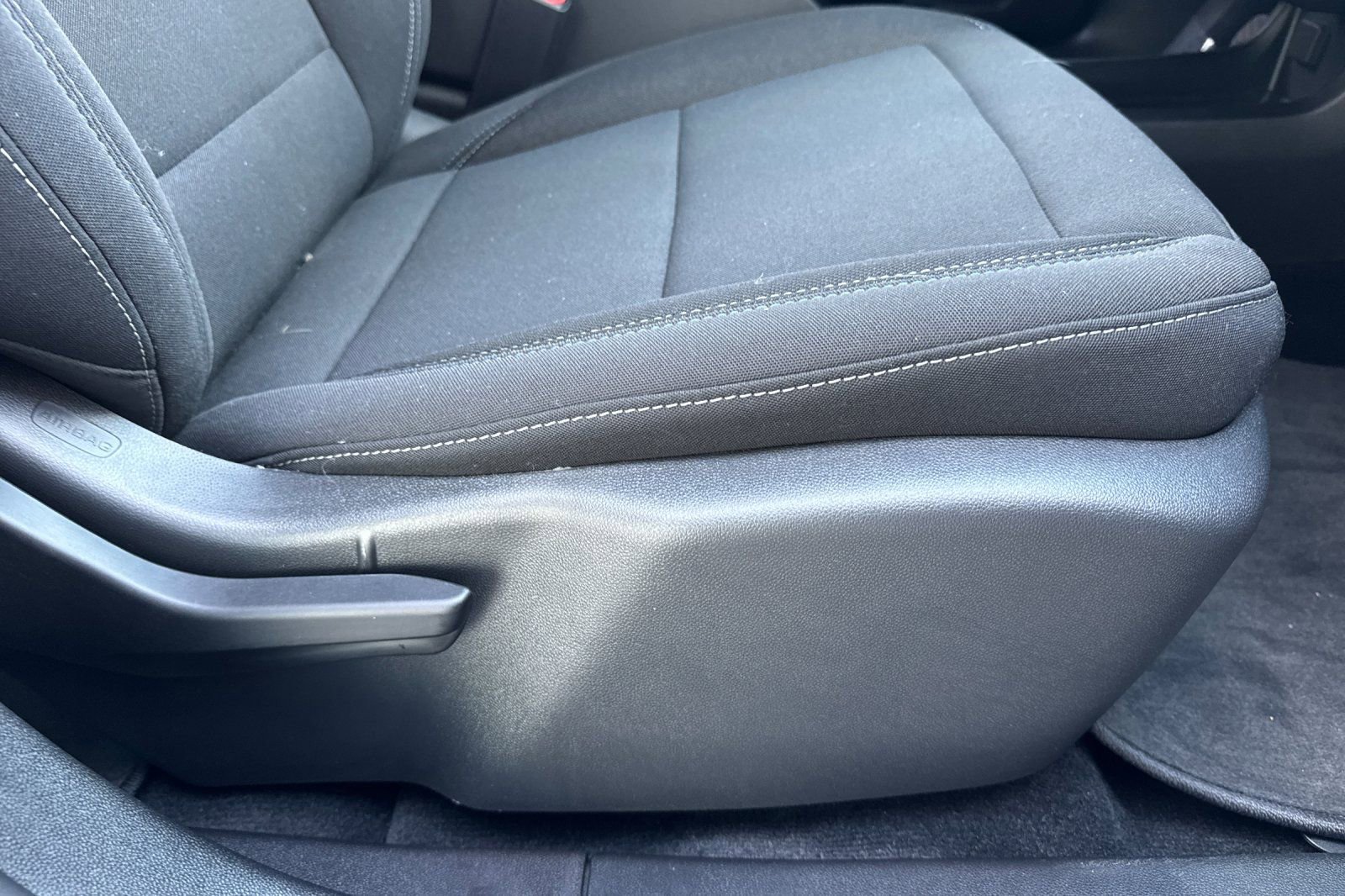 Used 2026 Chevrolet Equinox EV LT w/ Comfort Package image 23