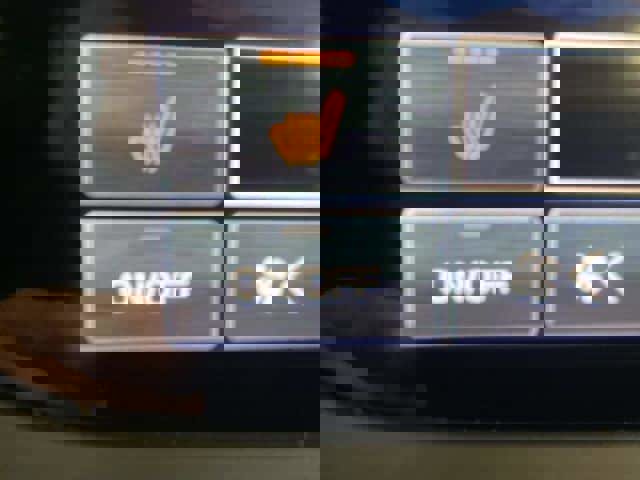 Certified 2025 Subaru Forester Limited image 19