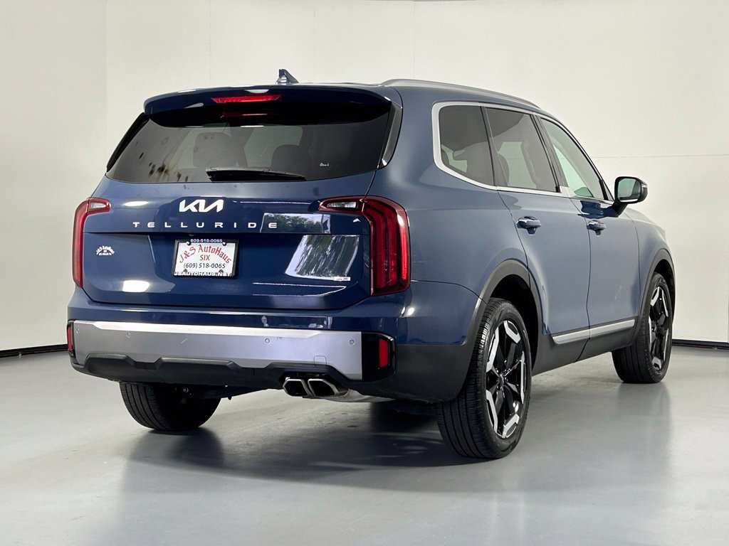Used 2025 Kia Telluride S AWD/4WD image 7