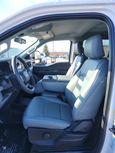 New 2026 Ford F350 XL w/ XL Chrome Package image 34