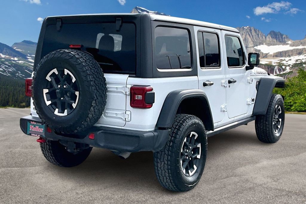 Used 2025 Jeep Wrangler Unlimited Rubicon AWD/4WD image 2