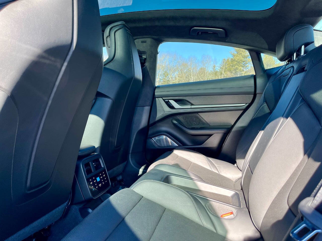 Used 2020 Porsche Taycan Turbo S image 14