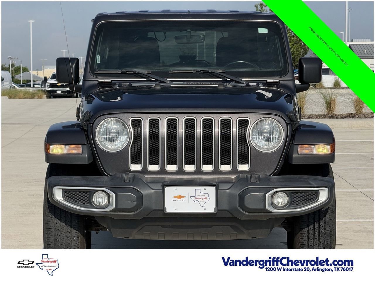 Used 2023 Jeep Wrangler Unlimited Sahara w/ Cold Weather Group AWD/4WD image 7
