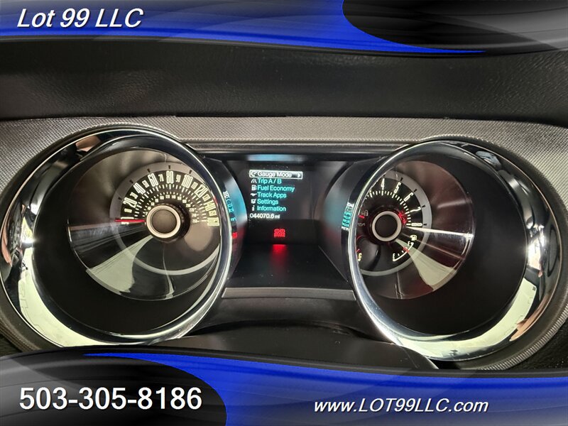 Used 2013 Ford Mustang GT RWD image 17