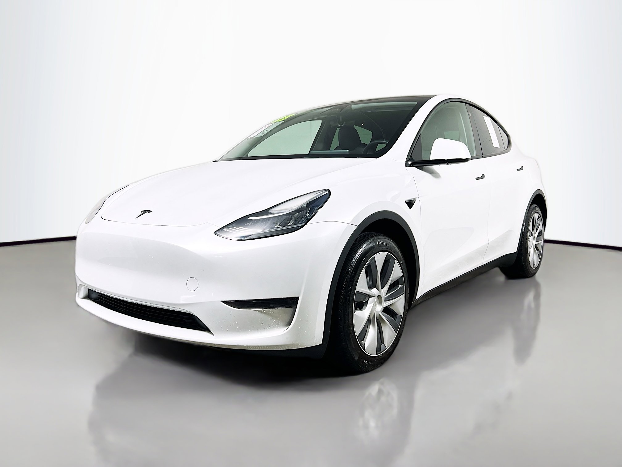 Used 2023 Tesla Model Y Long Range image 10