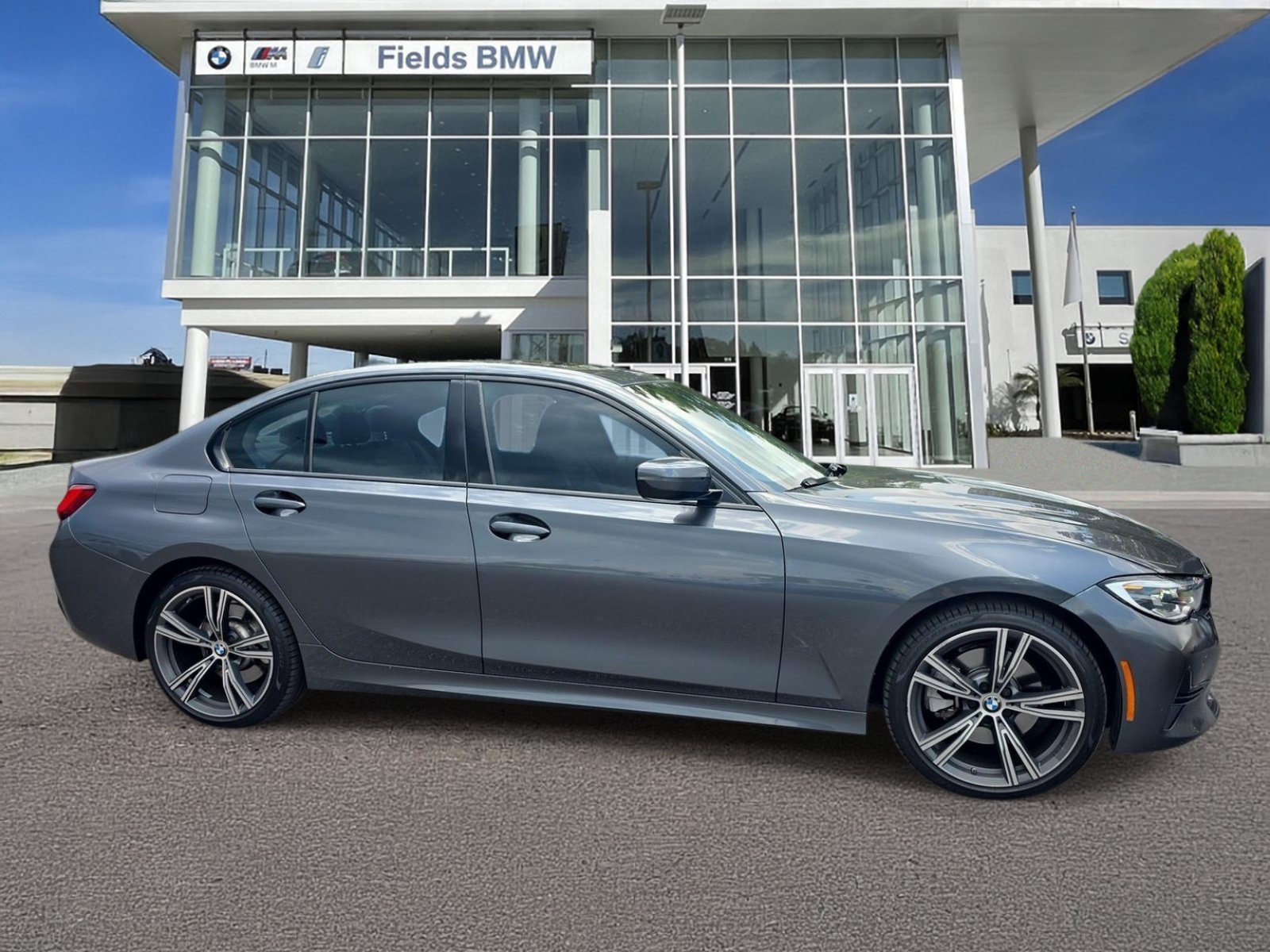 Used 2022 BMW 330i Sedan w/ Driving Assistance Package RWD image 1