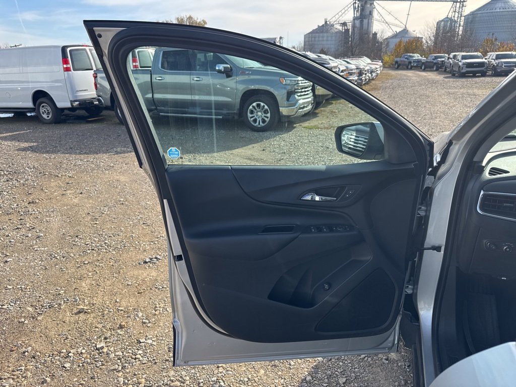 Used 2021 Chevrolet Equinox LT image 9