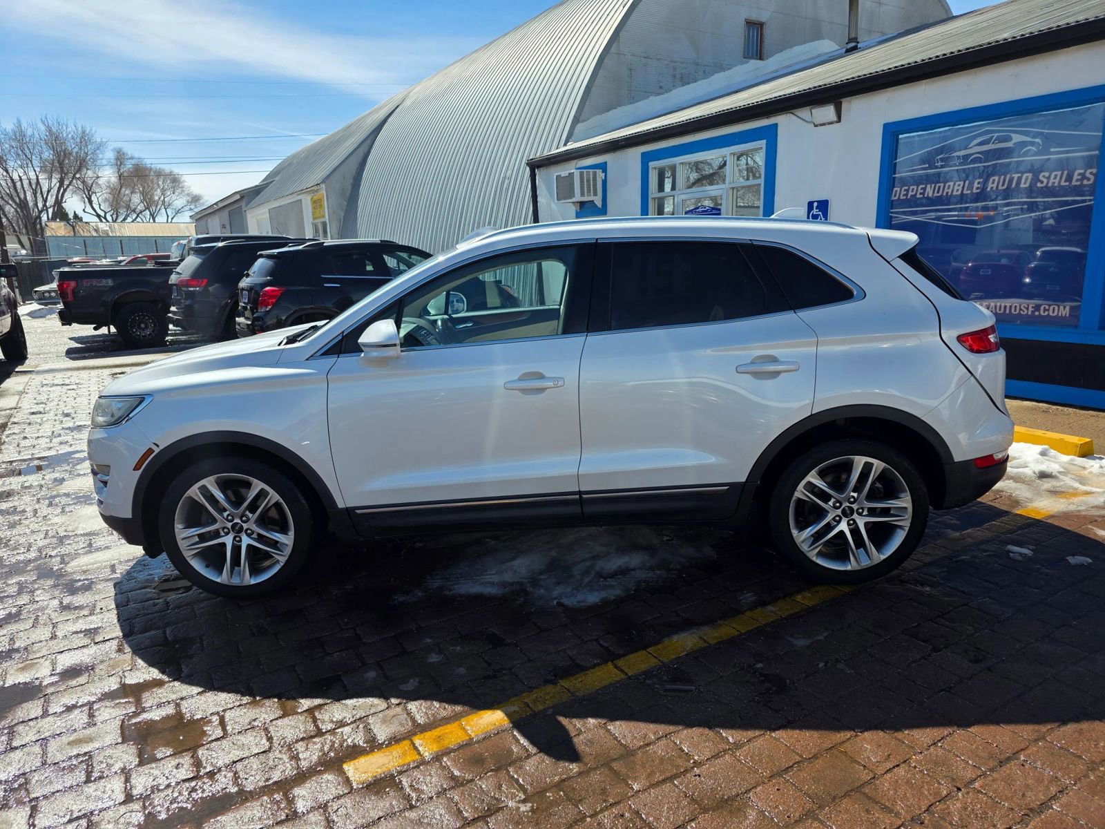 Used 2016 Lincoln MKC Reserve w/ Lincoln MKC Climate Package image 8