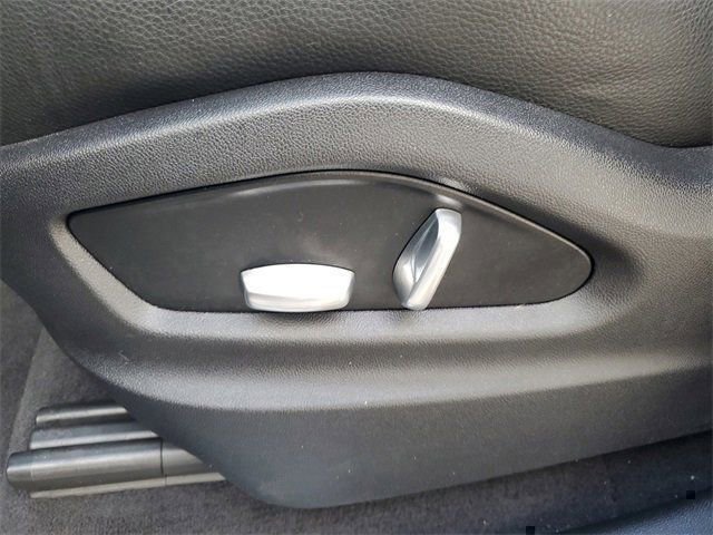 Used 2021 Porsche Cayenne AWD/4WD image 18