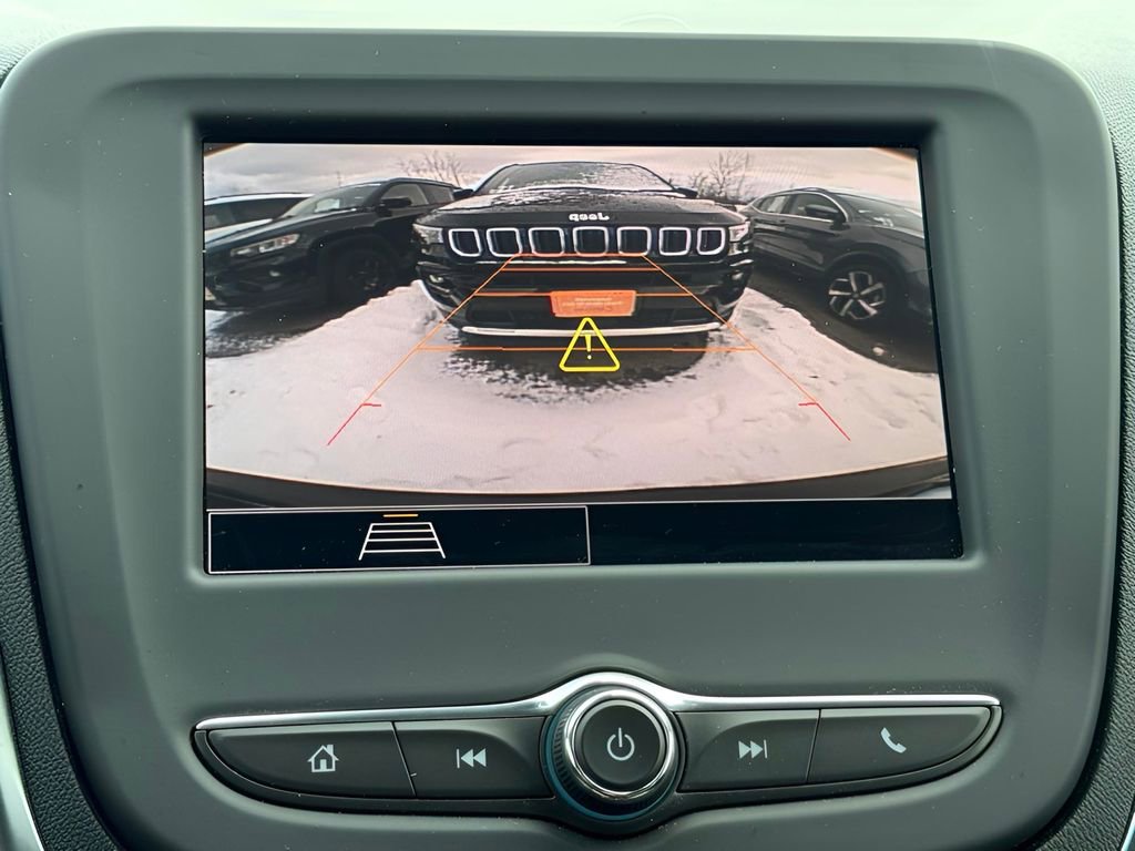 Used 2023 Chevrolet Equinox LT image 16