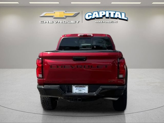 Used 2024 Chevrolet Colorado ZR2 w/ ZR2 Convenience Package III AWD/4WD image 4