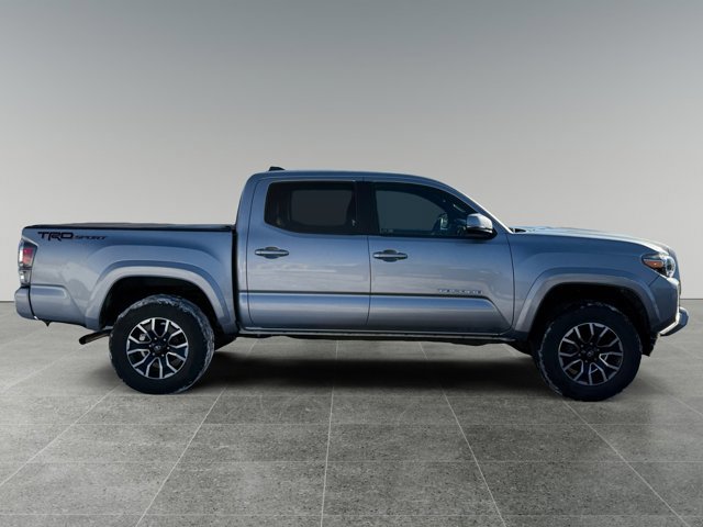 Used 2020 Toyota Tacoma TRD Sport image 5