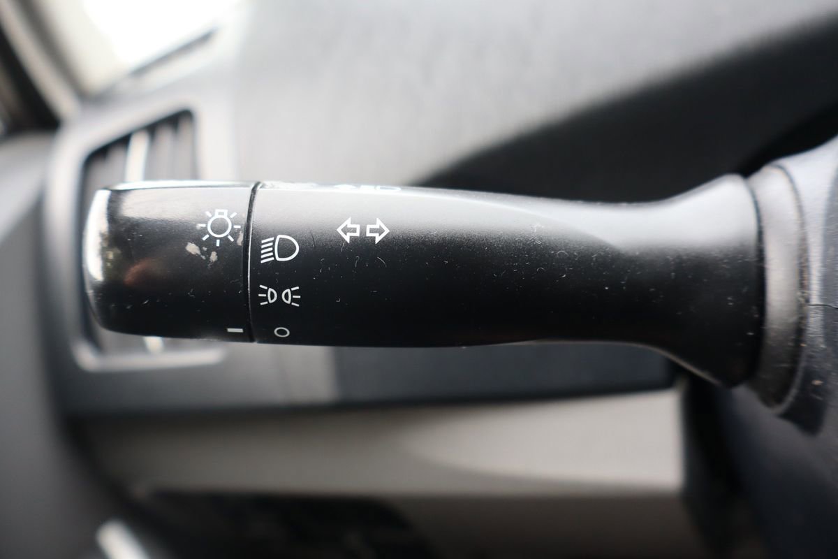 Used 2010 Toyota Prius Three FWD image 31