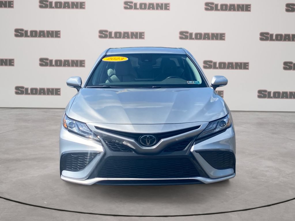 Used 2023 Toyota Camry XSE FWD image 8