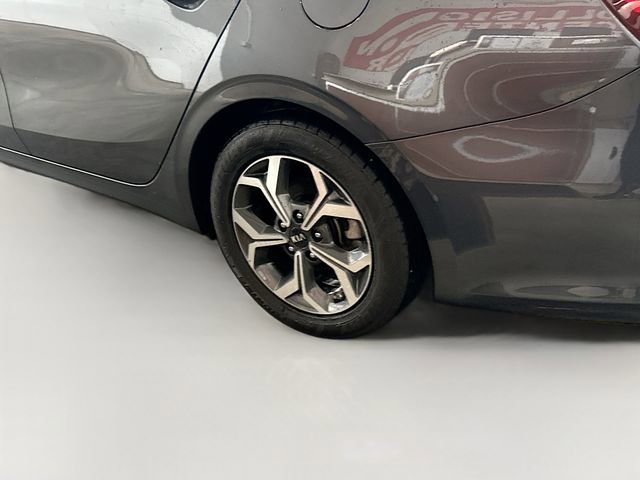 Used 2020 Kia Forte LXS FWD image 27