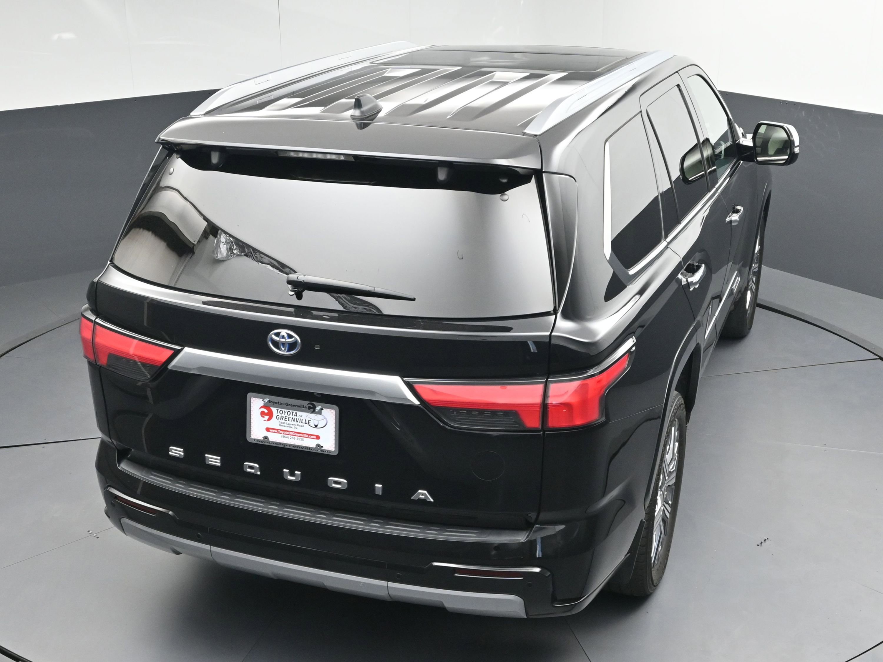 Certified 2024 Toyota Sequoia Capstone image 36