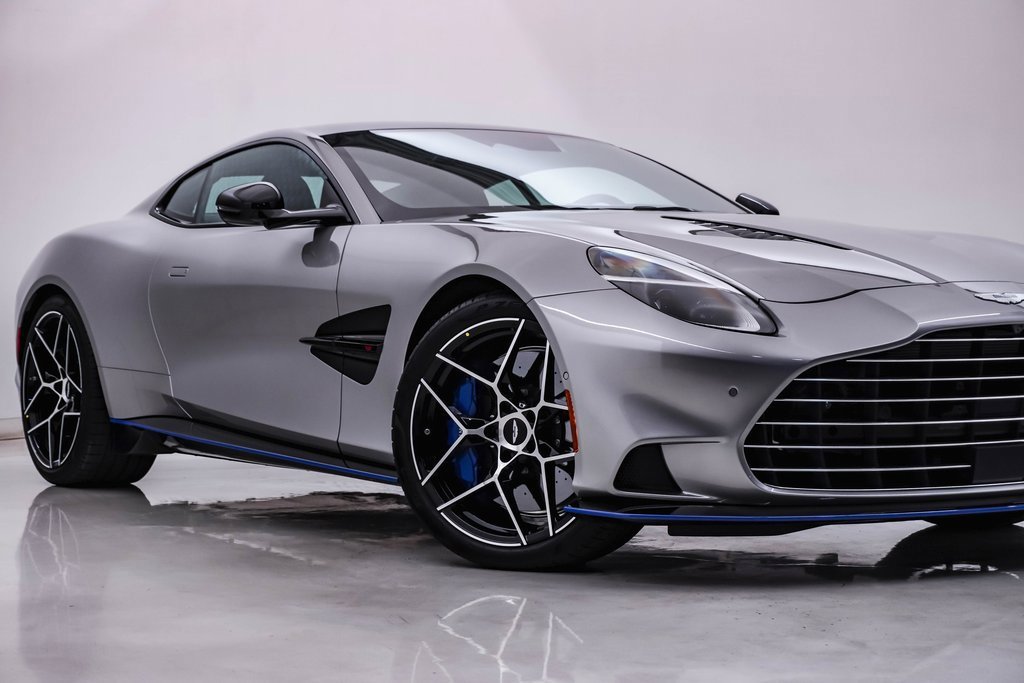 New 2025 Aston Martin Vanquish video 2