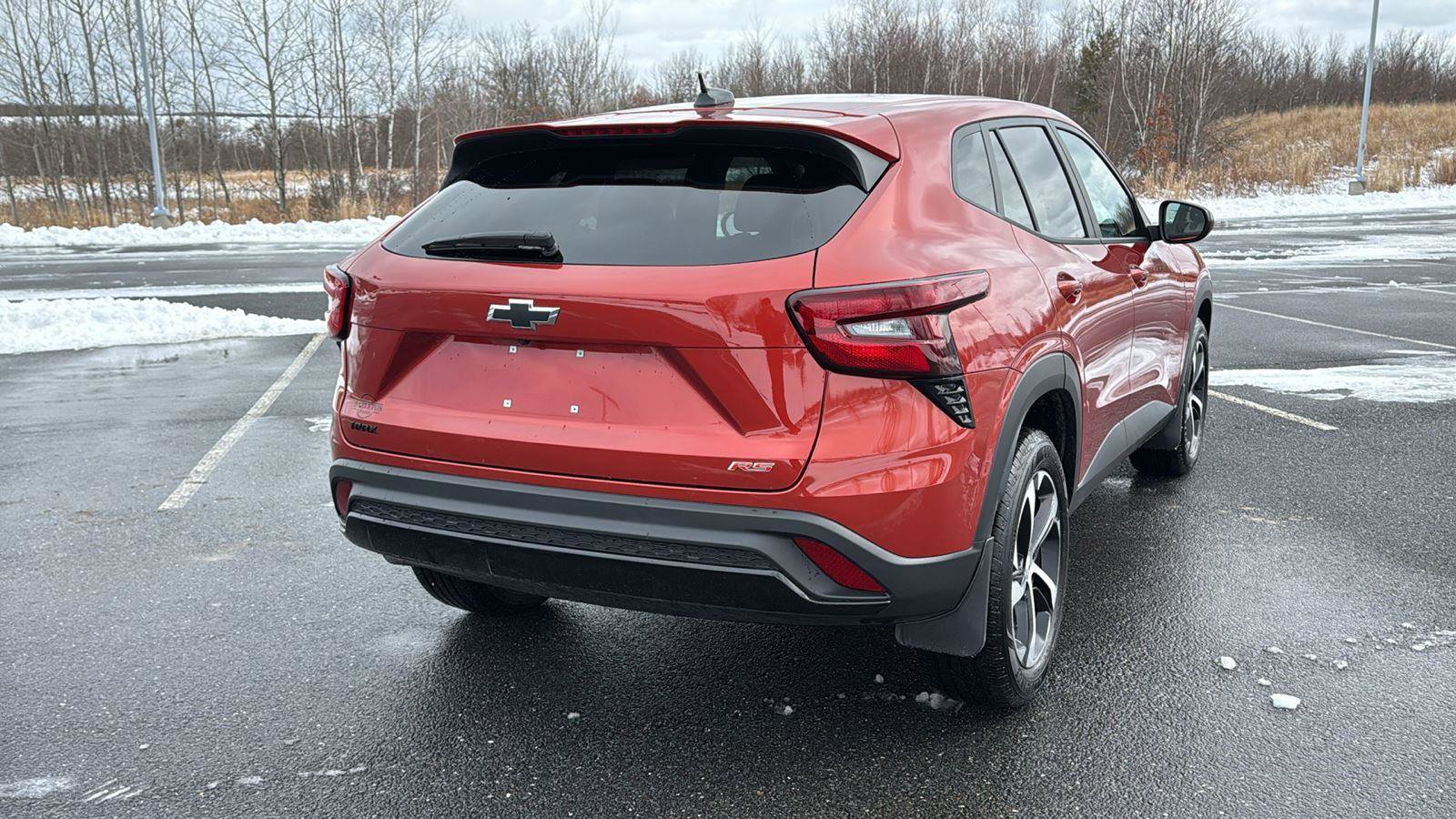 Used 2024 Chevrolet Trax RS w/ Driver Confidence Package image 7