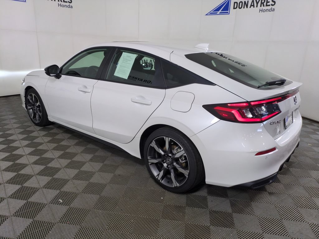 Certified 2025 Honda Civic Sport Touring image 4
