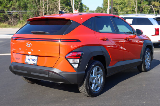 New 2026 Hyundai Kona SE FWD image 3