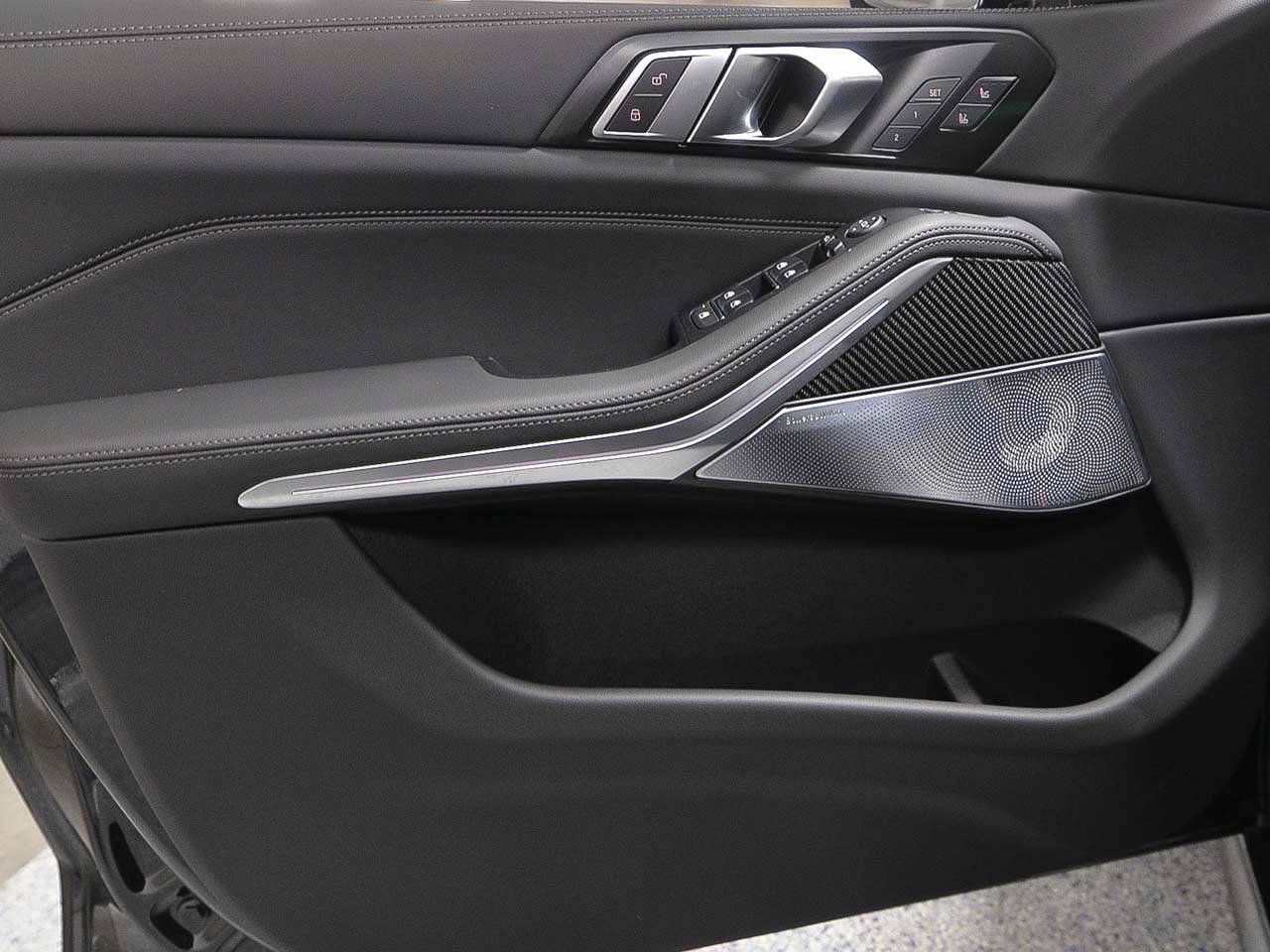 New 2026 BMW X5 M60i image 6