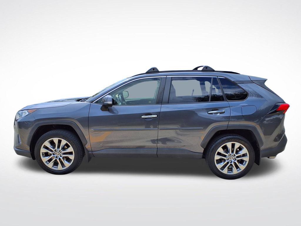 Used 2020 Toyota RAV4 Limited FWD image 12