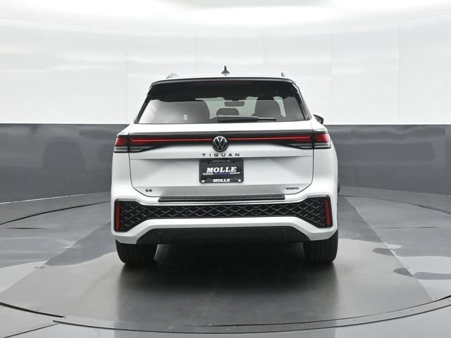 New 2026 Volkswagen Tiguan SE R-Line AWD/4WD image 6