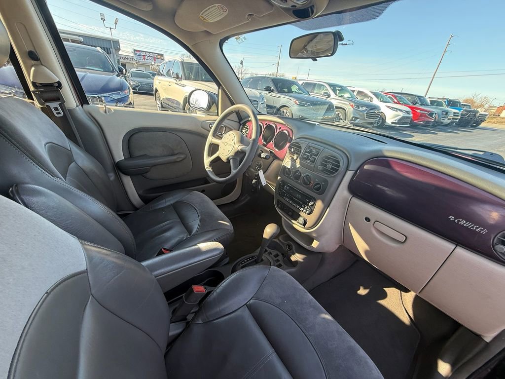 Used 2002 Chrysler PT Cruiser Limited image 24