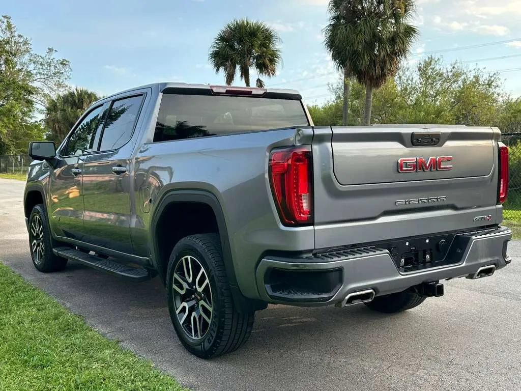 Used 2021 GMC Sierra 1500 AT4 AWD/4WD image 5